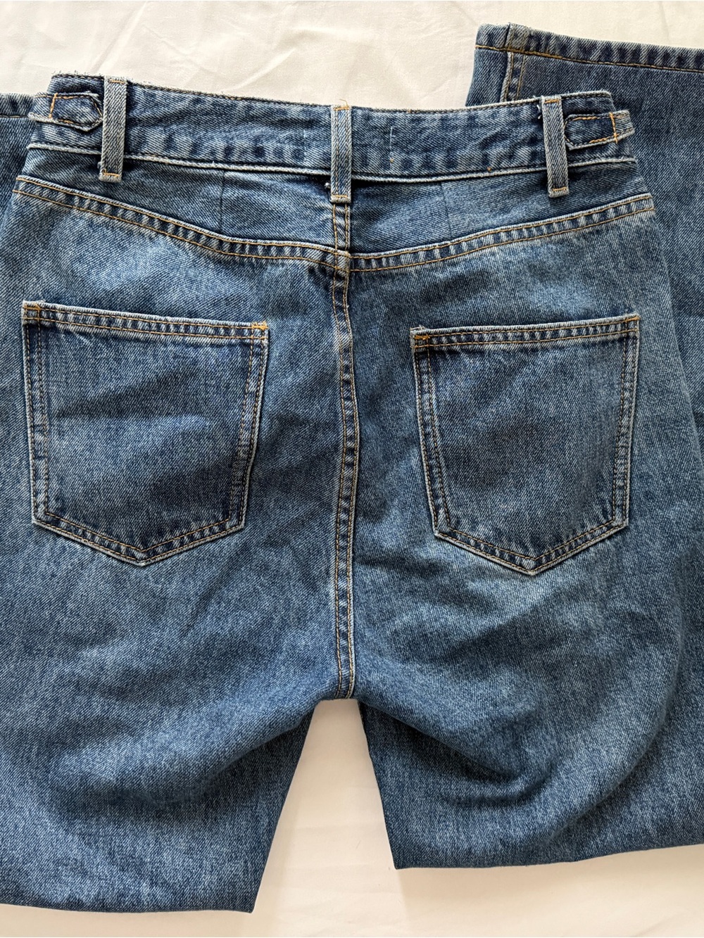 Celine Straight-Leg Mid Blue Jeans with Gold Chain Detailing - Picture 4 of 4